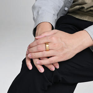 Anillo de Acero de Tungsteno de 6, 8 y 10 mm con Acabado Dorado Mate, Anillos de Boda para Pareja, Joyería de Moda Unisex - Product Image 2