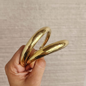 Brazalete abierto Ajustable Brazalete de latón minimalista, Brazalete de alambre de latón crudo martillado por F S International - Product Image 1