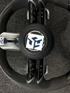 Volant sport en fibre de carbone avec LED pour Mercedes Benz AMG W205 W212 W213 X217 W217 Classe W221 W222 <span class=keywords><strong>S63</strong></span> C300 CLA <span class=keywords><strong>GLE</strong></span> - Product Image 5