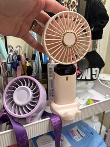 Ventilateur portable professionnel 4-en-1 pliable avec écran LED, inclinable à 90 degrés, à suspendre au cou, ventilateur de bureau USB, support de <span class=keywords><strong>téléphone</strong></span> portable, idéal pour un cadeau - Product Image 5