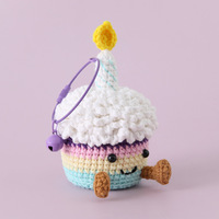 Porte-clés unisexe en peluche, fait main, coloré, au crochet, KIVA, en polyester et coton PP, en forme de petit gâteau, pour fêtes, jouet alimentaire miniature