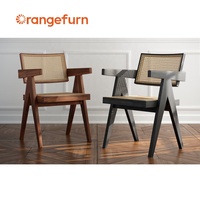Chaise de salle à manger en osier naturel de rotin de haute qualité chaise de bras de canne rentable pour une utilisation de loisirs d'appartement et d'hôtel