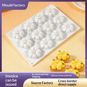 Moule à gâteau en silicone de qualité alimentaire en forme de pétale de citrouille, moule à dessert français pour mousse et gelée, emballé individuellement - Product Image 2