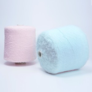 Hilo de tejer de 1,3 cm y 2,5 cm, hilo de plumas teñido de visón, hilo de suéter peludo a la moda de nailon para tejer - Product Image 1