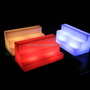 Étagère LED à 16 couleurs changeantes, étagère de présentation moderne en plastique avec bouteille lumineuse pour hôtels, discothèques ou bars - Product Image 4