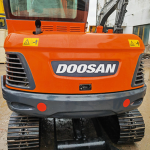 Excavadora Usada Doosan DX55 con Motor Yanmar de Alta Eficiencia - Product Image 2