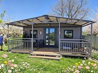 Conteneur extensible moderne avec terrasse, idéal pour villa, appartement, hôtel, espace de camping extérieur, salle à manger, bureau, assemblage rapide