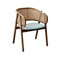 Chaise de salle à manger intemporelle en bois avec dossier en rotin courbé et assise rembourrée pour hôtel, restaurant, villa, salle de banquet