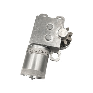 Motor de Engranajes Sin Escobillas de 42 mm con Montaje de Brida, 300 RPM, Imán Permanente, Totalmente Cerrado, para Uso en Electrodomésticos - Product Image 1