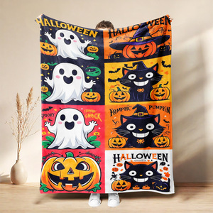 Couverture en flanelle à motifs d'Halloween, couverture de sieste, décoration d'automne, motif Trick or Treat, super douce et confortable pour la chaleur hivernale - Product Image 1