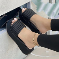 Sandales et pantoufles à semelle épaisse, chaussures de plage polyvalentes et tendance pour femmes, nouvelles grandes tailles