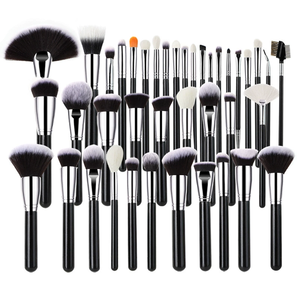Travel Cosmetic Bag Foldable Makeup Brush Organizer Stand Case Makeup Artist Holder Professional Beauty Storage - Product Image 5