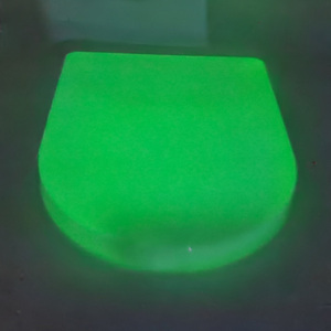 Siège de toilette moderne allongé à ouverture frontale, anti-bactérien, <span class=keywords><strong>lumineux</strong></span> la nuit, à fermeture douce, avec couleur personnalisable - Product Image 2