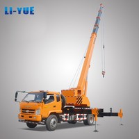 Un boom télescopique de 5 sections grue mobile hydraulique mécanique de camion de 16 tonnes