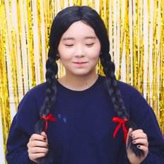 Parrucca da donna in pelliccia di pecora con accessorio per rivestimento in filo incluso - Product Image 1