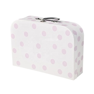 Caja de Bebé Biodegradable en Forma de <span class=keywords><strong>Maleta</strong></span>, Hecha a Mano, Personalizada, de Lujo, Linda, con Asa de Metal - Product Image 1