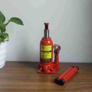 Gato hidráulico vertical de 3 toneladas de acero para reparación y mantenimiento automotriz - Product Image 1