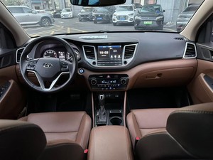 <span class=keywords><strong>Hyundai</strong></span> <span class=keywords><strong>Tucson</strong></span> SUV <span class=keywords><strong>2015</strong></span>-2018 Usado de Calidad, Automático, Gasolina, Motor Turbo, Cuero, R17, Volante a la Izquierda, <span class=keywords><strong>Segunda</strong></span> <span class=keywords><strong>Mano</strong></span> - Product Image 6