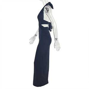 Robe Longue Slim Streetwear Col Halter Femme Sexy Filles Ultra Chic Décolleté Plongeant Dos Nu Lacets Robe de Soirée Moulante - Product Image 5