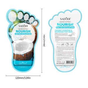 Masque pour les pieds parfumé à la noix de coco et à la fraise avec des tranches réparatrices et hydratantes à l'aloe vera de Curaçao pour une utilisation en automne/hiver - Product Image 4