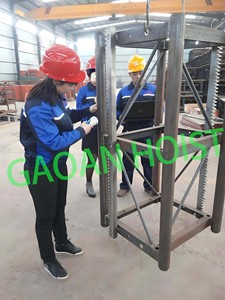 <span class=keywords><strong>SC200</strong></span> <span class=keywords><strong>2T</strong></span> Single-Cage penumpang Hoist pengangkat bahan konstruksi untuk lokasi konstruksi jembatan tambang - Product Image 3