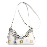 Sac à fleurs, sac sous le bras de texture premium, style niche
