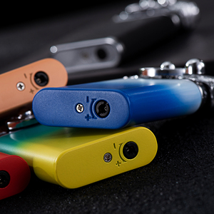 Encendedor croc de doble llama con logo personalizado, nuevo diseño, 2,0, venta al por mayor - Product Image 5