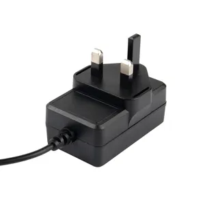 Ukca Goedkeuring 230V Naar 12 Volt 1.5A Ac Dc Voeding Uk Transformator 12 V 1.5A Muur Adapter