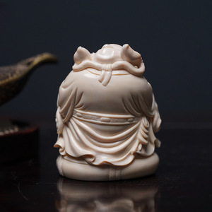 Figurine sculptée en ivoire de mamouth naturel Tian Shi Zhong Kui, pièce rétro de style chinois traditionnel, objet à tenir à la main, animal de compagnie du thé, pour table à thé - Product Image 5