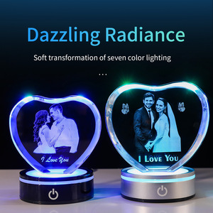 Décoration lumineuse en cristal d'amour sculpté <span class=keywords><strong>cadeau</strong></span> <span class=keywords><strong>de</strong></span> vacances <span class=keywords><strong>cadeau</strong></span> d'anniversaire <span class=keywords><strong>de</strong></span> <span class=keywords><strong>mariage</strong></span> Saint Valentin - Product Image 4