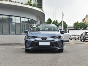 Alta calidad Toyota Corolla 2024 Cvt 1,2 T 1.5L 1.8L sedán híbrido coches usados Toyota 4 puertas 5 plazas coche de gasolina barato - Product Image 1