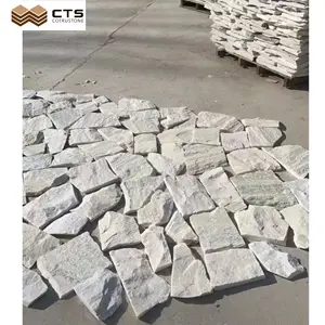 Própria fábrica de fornecimento ao ar livre Natural Random Loose Stone China Snow White Crystal Slate Crazy Shiny Wall Cladding Tiles