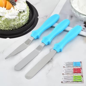 Juego de 3 Espátulas de Acero Inoxidable para Decoración de Pasteles, Fondant y Repostería, Mini Espátulas de Plástico para Crema - Product Image 4