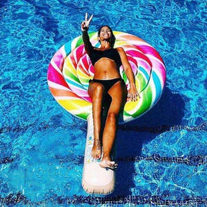 แพยางเป่าลมรูปอมยิ้มขนาดใหญ่, แพยางลายสายรุ้งสำหรับผู้ใหญ่, แพยางสำหรับปาร์ตี้ริมสระน้ำหรือทะเลในช่วงฤดูร้อน - Product Image 3