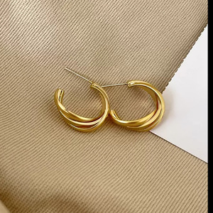 Orecchini a Perno a Forma di C Vintage per Donne, Stile Chic di Design, Gioielli alla Moda - Product Image 1