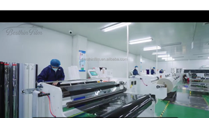 Envoltura de <span class=keywords><strong>vinilo</strong></span> para coche de primera calidad PET-Papel de envoltura de coche rojo cereza Película protectora de pintura Película de cambio de <span class=keywords><strong>color</strong></span> <span class=keywords><strong>Vinilo</strong></span> de <span class=keywords><strong>color</strong></span> - Product Image 4