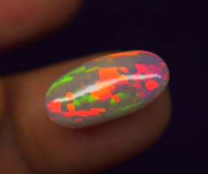 Opale naturelle de haute qualité, taille ovale, multi-feu, cabochon, pierre précieuse en vrac, 4,7 carats, 18,4*9*5,2 mm, pour la fabrication de bijoux - Product Image 1