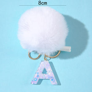 سلسلة مفاتيح بدلاية مخصصة للسيدات سلسلة مفاتيح مزينة بالكرات البيضاء الجديدة من الترتر في أكياس بلاستيكية - Product Image 2