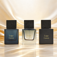 Flacon de parfum carré de luxe OEM 50 ml en verre, flacon pulvérisateur vide pour parfum, bouchon noir, logo personnalisé
