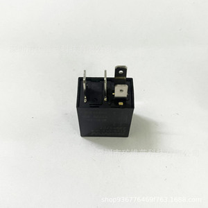 รีเลย์รถยนต์ Baojun 12V 30A 4 ขา รุ่น ZTV6-012-H-R สำหรับระบบไฟฟ้าตัวถัง - Product Image 1