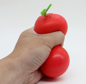 Jouet Squishy Créatif Pomme 7,5 cm en TPR, Réaliste, Anti-stress, Jouet Sensoriel à Presser, Cadeau Amusant pour Enfants 2-4 ans - Product Image 3