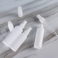 Bouteille Cosmo blanche en PET de 1 oz, 2 oz, 4 oz, 8 oz, 16 oz avec pulvérisateur à fine brume