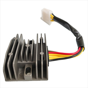 Regolatore raddrizzatore moto per <span class=keywords><strong>Kawasaki</strong></span> EN400 EN450 454LTD <span class=keywords><strong>EN500</strong></span> <span class=keywords><strong>Vulcan</strong></span> 500 EX250 NINJA 250 EX400 EX-4 Z750 ER500 KLE400 ER5 - Product Image 1