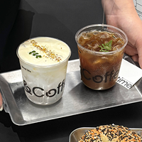 Gobelets en plastique PET jetables en forme de U pour boissons froides, thé au lait, soda, café glacé, avec couvercles, logo personnalisé du fabricant, 10/12/14/16/20/24 oz