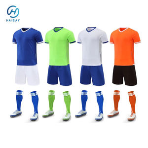 Ropa de equipo de fútbol Vintage personalizada de poliéster completa de alta calidad barata para hombre, compre una camiseta de fútbol deportiva Retro clásica antigua - Product Image 2