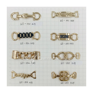Personnalisé en métal doré <span class=keywords><strong>chaussures</strong></span> accessoires ornements pour <span class=keywords><strong>chaussures</strong></span> boucle de chaîne en métal pour dame <span class=keywords><strong>chaussures</strong></span> - Product Image 1