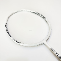 Raquette de badminton de qualité professionnelle carbone de haute qualité avec des options de dureté PU à pleine adhérence 22-24L BS contrôle de balle de tension