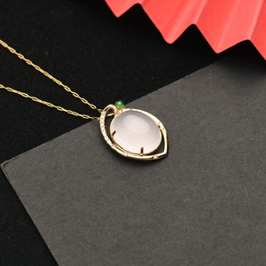 Colgante de Oro de 18K Qingyabailu Feicui con Jadeíta Natural en Forma de Calabaza, Diseño Clásico para Aniversario, Personalizable - Product Image 3