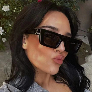Vente chaude Mode Vintage Lunettes de soleil carrées noires <span class=keywords><strong>tendance</strong></span> Designer Personnalisé Shade Lunettes de soleil pour hommes <span class=keywords><strong>2023</strong></span> - Product Image 2