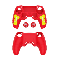 Coque de protection en silicone texturé antidérapant tricolore avec deux capuchons de joystick pour une meilleure adhérence pour PS5 DualSense